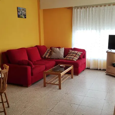 Amplio Piso En * Puentedeume